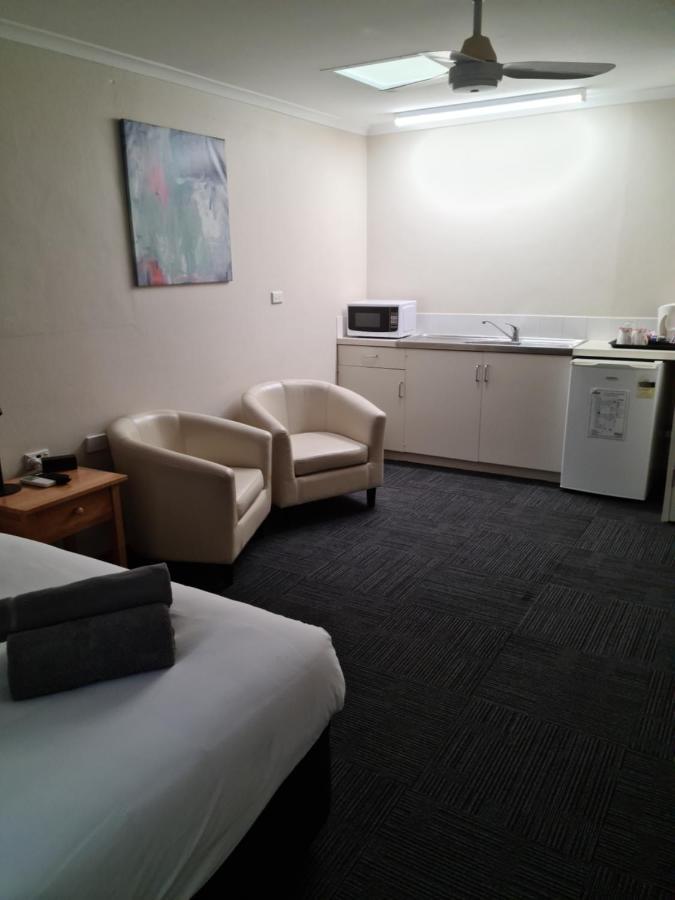 Henry'S Quirindi Hotel Eksteriør billede