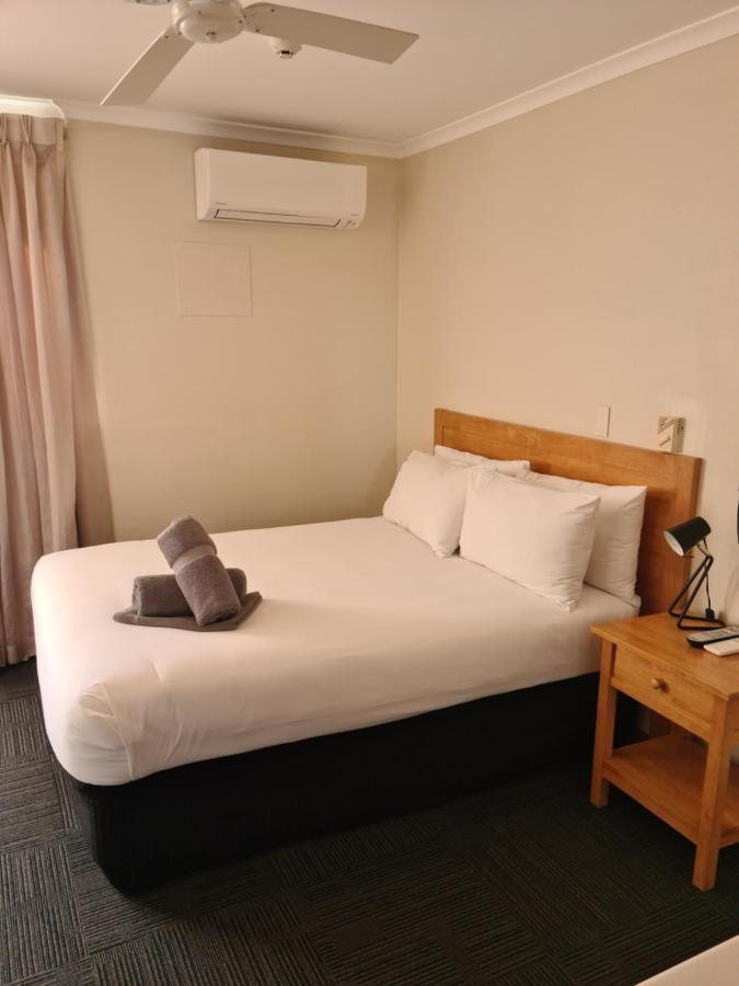 Henry'S Quirindi Hotel Eksteriør billede